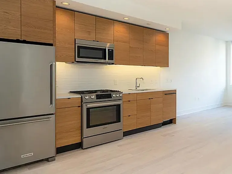 10 Provost St #711 — Photo 3