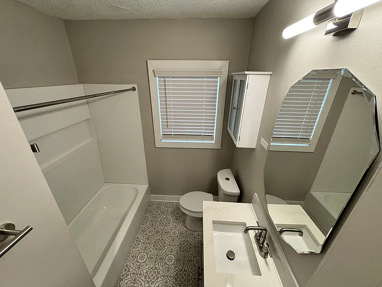 1204 Eastridge Rd SW #A — Photo 10