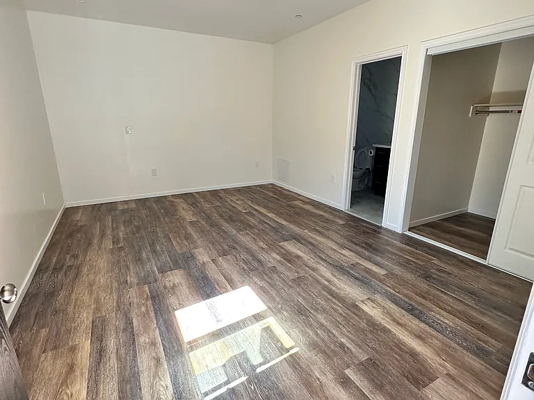 612 Russell Ave #A — Photo 3