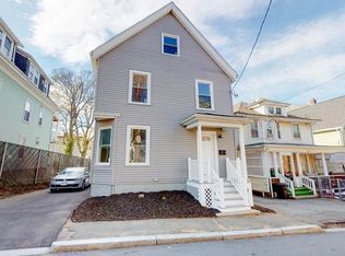 16 Crescent St, Lynn, MA 01902