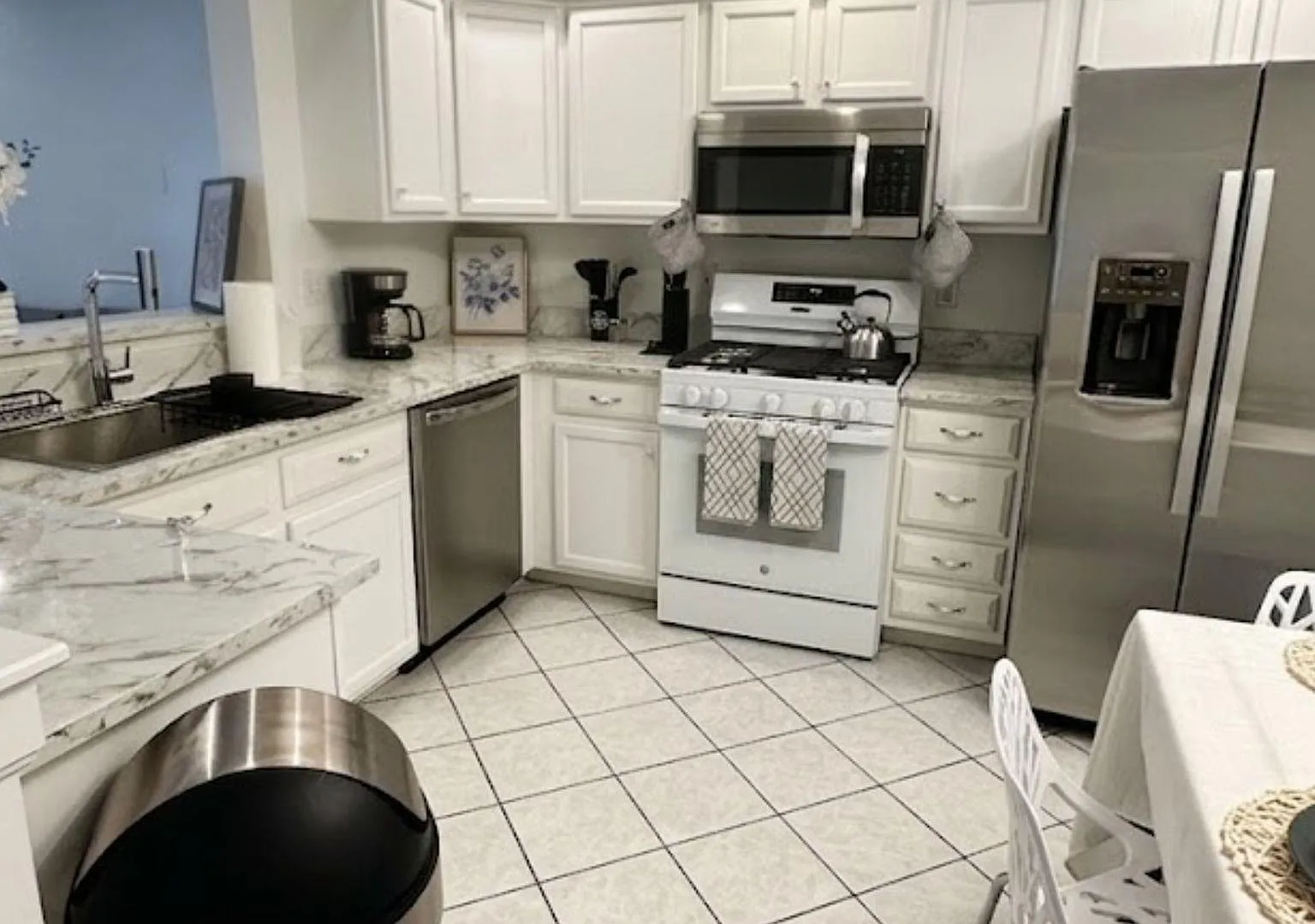 4 bed, 3.5 bath, 1280 sqft, $1,442 — Photo 4