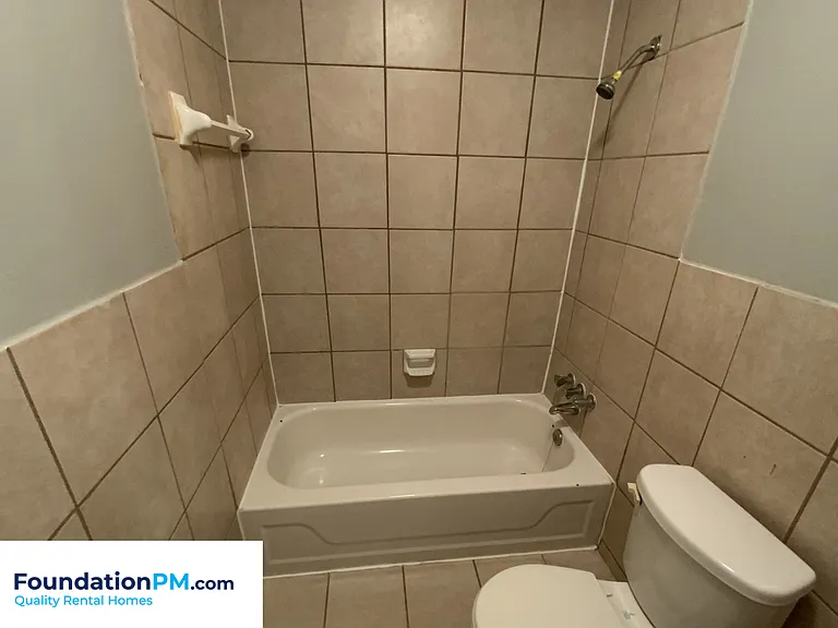 2961 Grenadier Cv — Photo 9