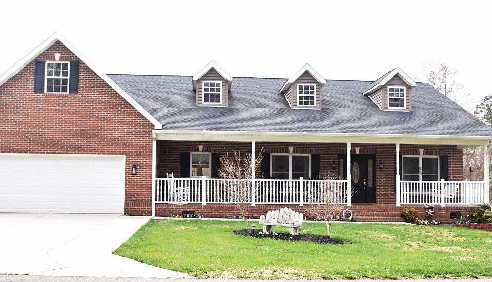 1st image of 5917 Pinewinds Dr