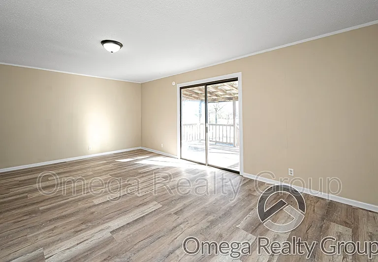 116 Eddie Cir — Photo 12