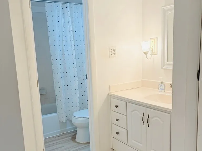 5802 Royal Ridge Dr #M — Photo 6