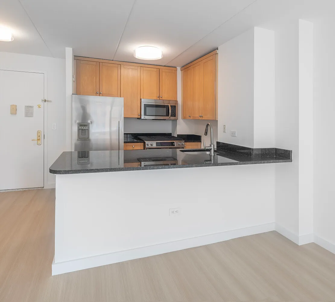 301 Elizabeth Street — Photo 3