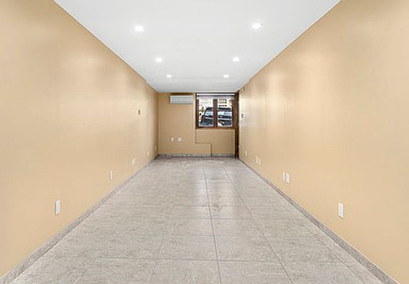 3rd image of 7221 10th Ave Floor 1
