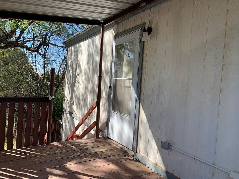 1st image of 107 E Highland Blvd