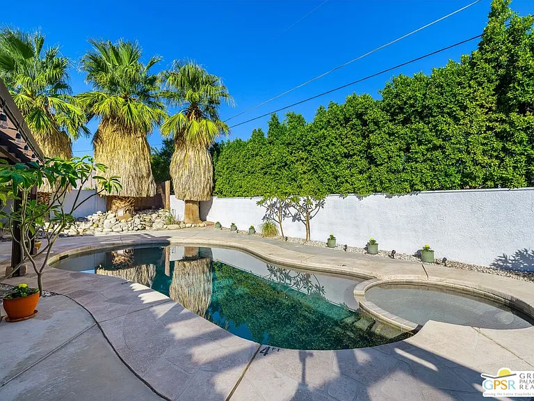 2750 E Vincentia Rd — Photo 38