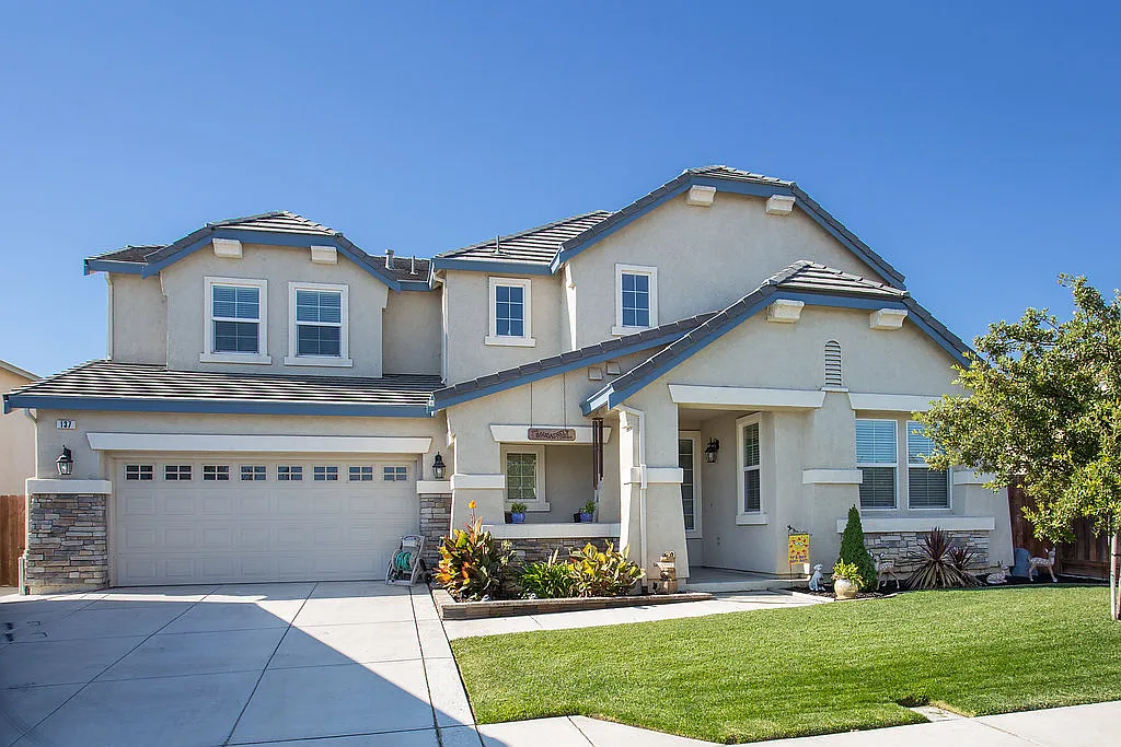 137 Monet Dr photo 1