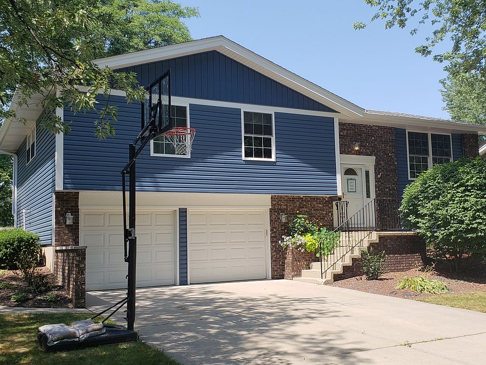 1st image of 1000 Carlton Ln