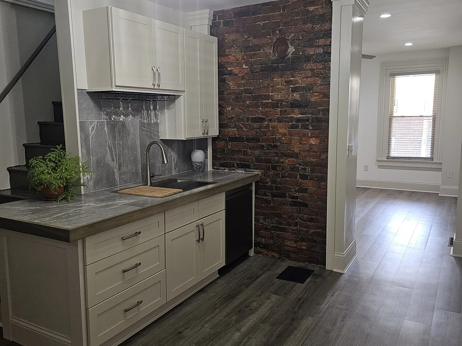 2 bed, 1158 sqft, $1,550 — Photo 4