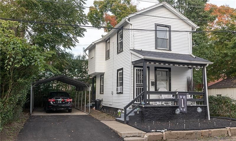 Welcome home to 327 Sprott Way.