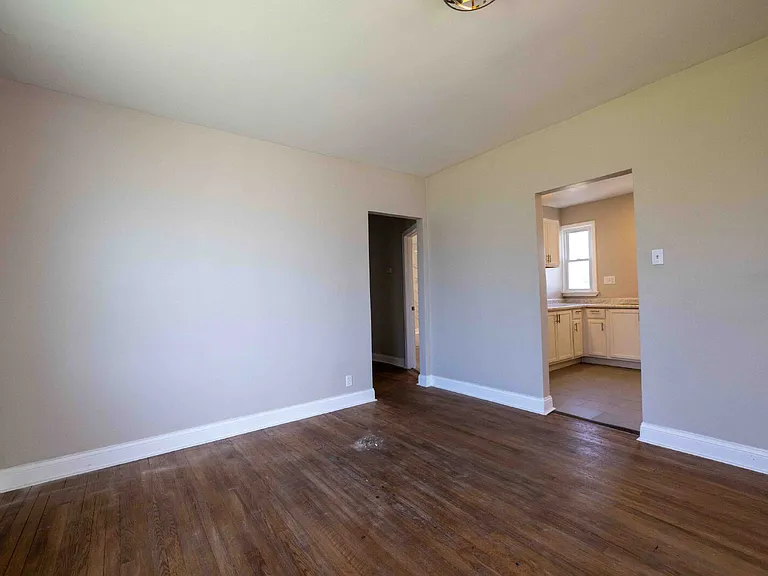 4204 Clements St #1 — Photo 8
