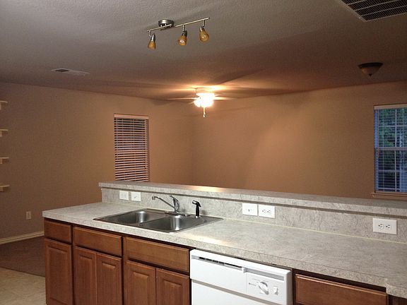 Kitchen & Livingroom
