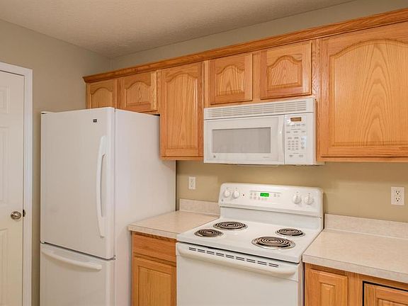 5th image of 8291 Kingfisher Ln
