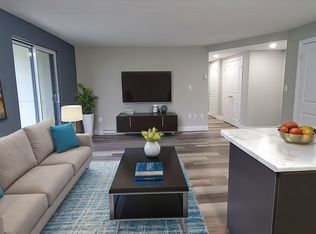 155 Hagar St #15E1704DE, Welland, ON L3B 5Y3