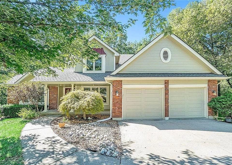 1st image of 1128 White Oak Ct