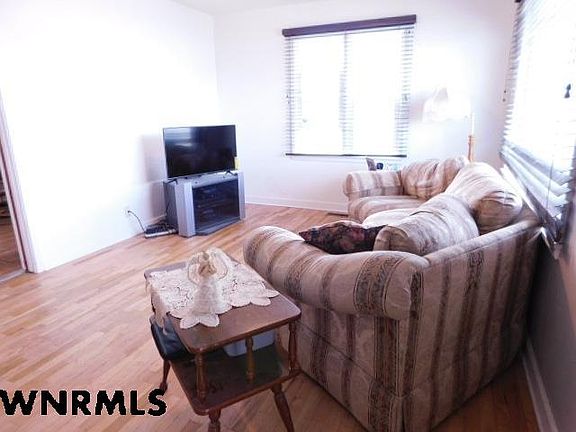 3rd image of 1409 Avenue H