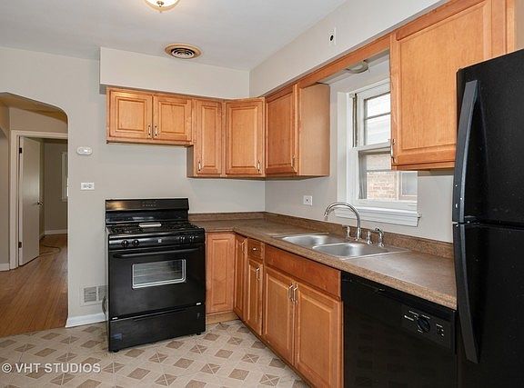 4th image of 1118 S 30th Ave