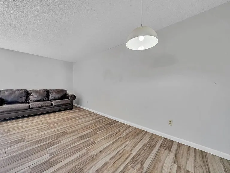 308 Miracle Strip Pkwy SW #27C — Photo 6