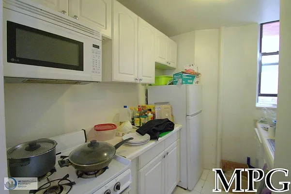 Rented by Metropolitan Property Group | media 13