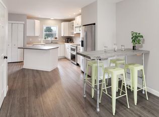 2222 River Rd, Frankfort, MI 49635