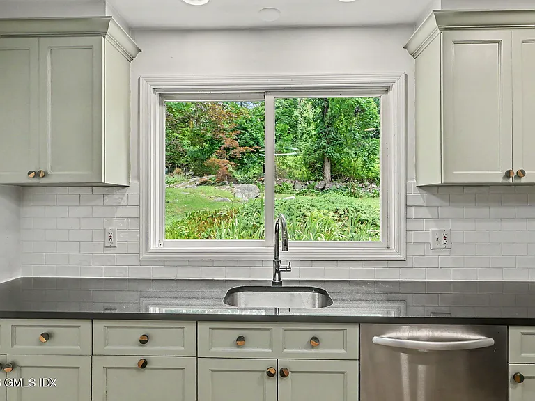 189 Riversville Rd — Photo 5