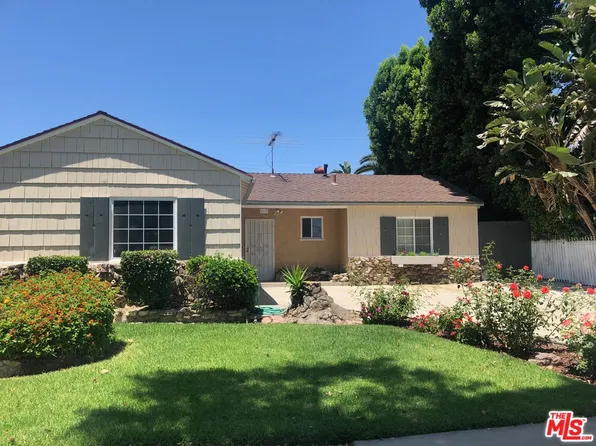 6839 Aura Ave, Reseda, CA 91335