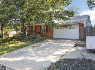 44 Woodshire Dr, Sicklerville, NJ 08081