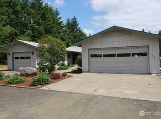 1305 SE Arcadia Rd, Shelton, WA 98584