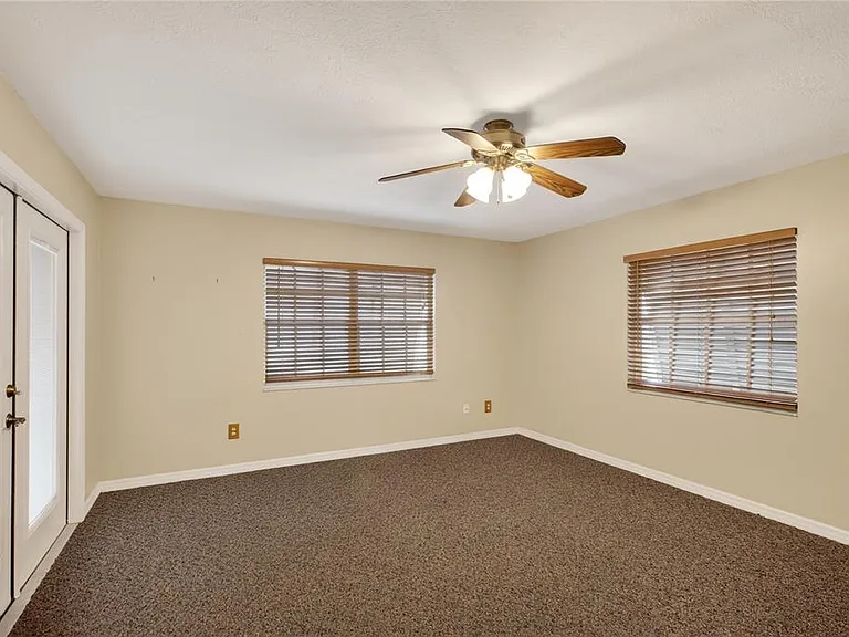 2065 Oak Beach Blvd — Photo 26