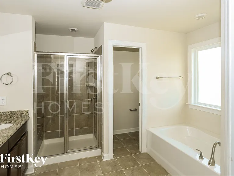 9863 Travertine Trl — Photo 10