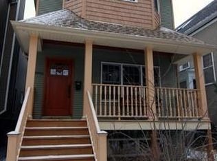 1906 W Farragut Ave, Chicago, IL 60640