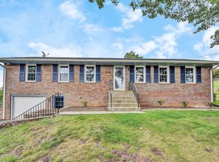 110 Barbara Ln, Roanoke, VA 24019