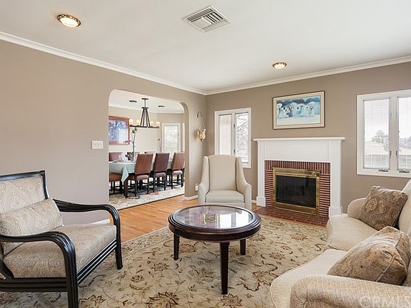 5th image of 207 N Ellery Dr