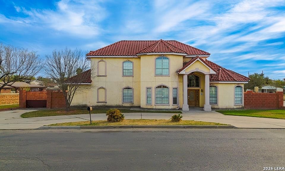 1st image of 2201 Zacatecas Dr.