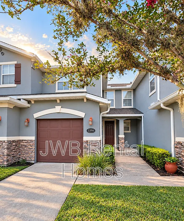 2394 Sunset Bluff Dr