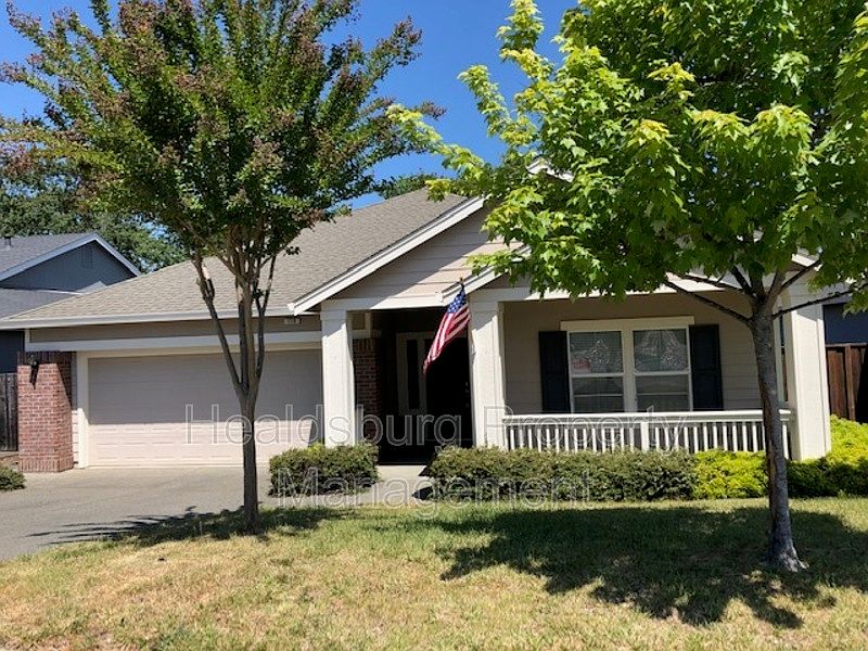 1st image of 110 Douglas Fir Cir