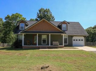 442 Thomas Rd, Benton, TN 37307