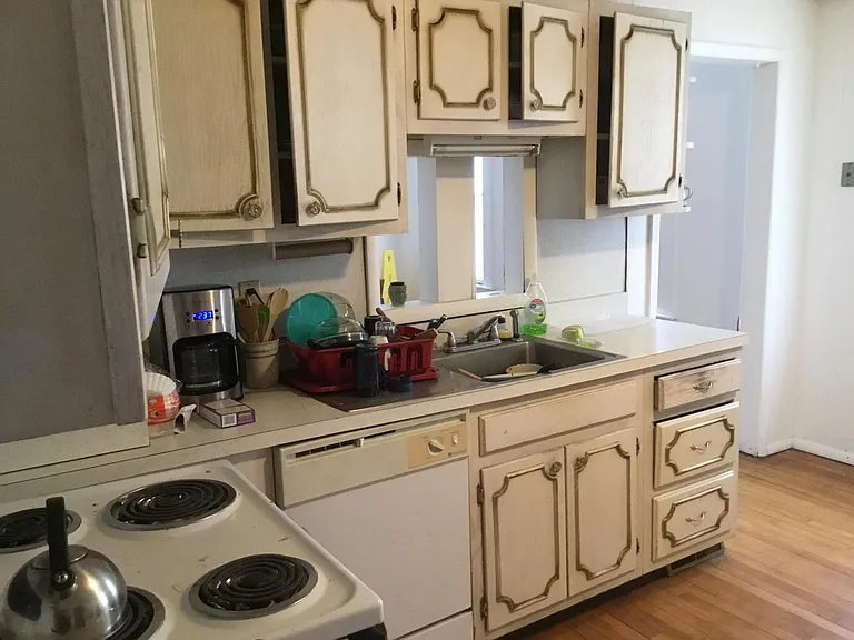 1021 Downer Ave — Photo 5