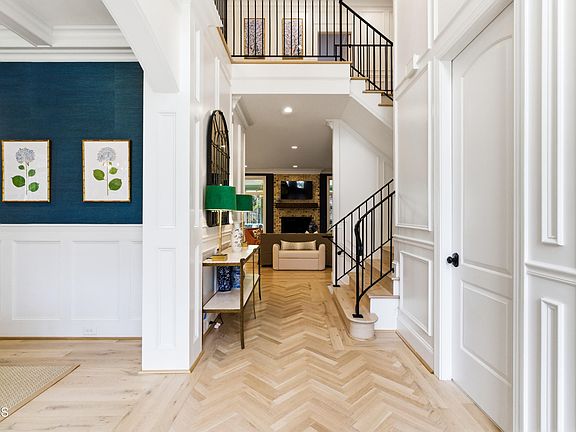 3rd image of 1528 Eglantyne Ct