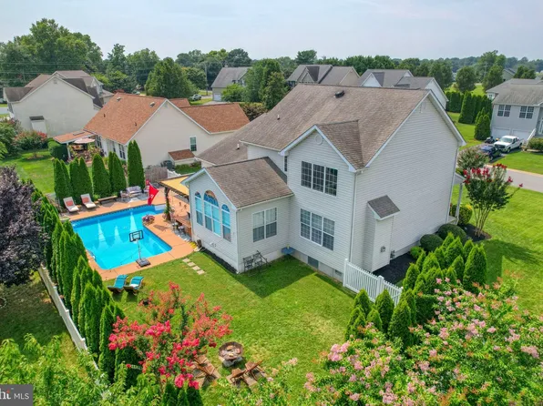 2 Royal Ct, Milford, DE 19963
