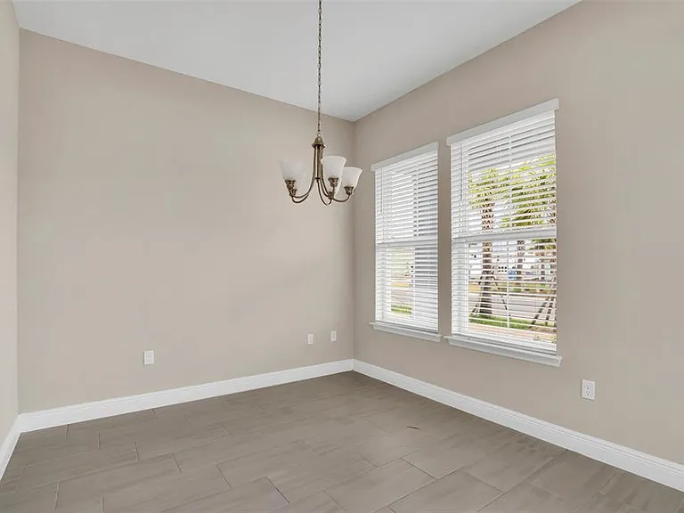 2953 Voyager Ave — Photo 5