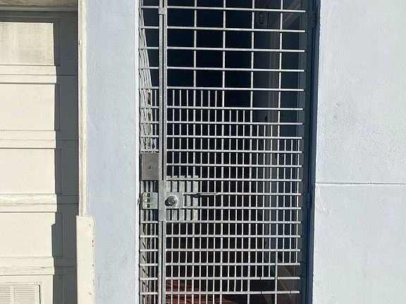 3rd image of 395 Moultrie St #3