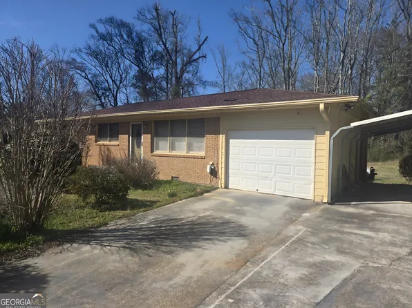 67 Rosser Ln, Locust Grove, GA 30248
