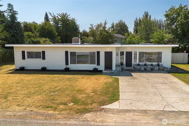 4th image of 20820 W Jordan Road