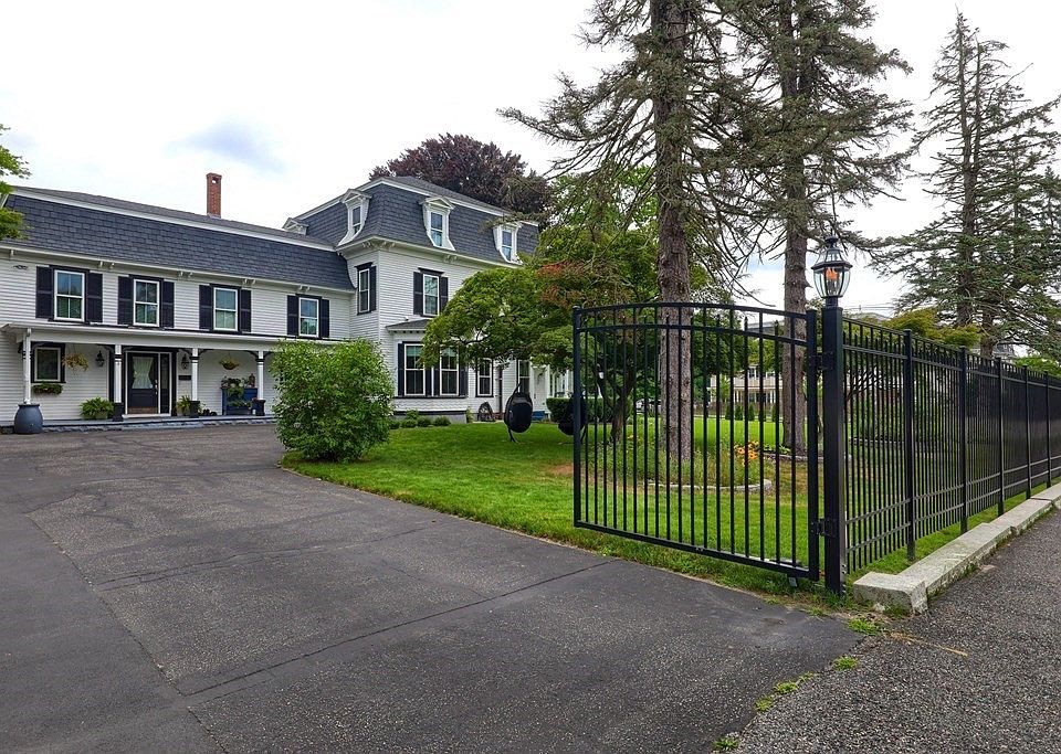 87 S Main St, Middleboro, MA 02346 Zillow