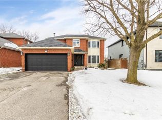 216 Wedgewood Dr, Cambridge, ON N1S4P8