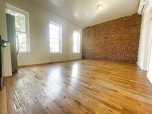2nd image of 2310 Bedford Ave #3AA